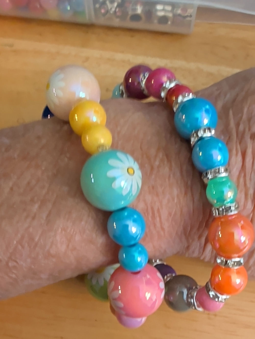Colorful Daisy Bead Stretch Bracelet - Multicolor NWOT